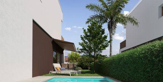 Detached villa in La Marina only 400m to the sea!